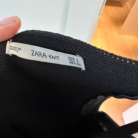 Gorgeous BodyCon Midi Zara Knit Dress size L - Picture 5 of 5